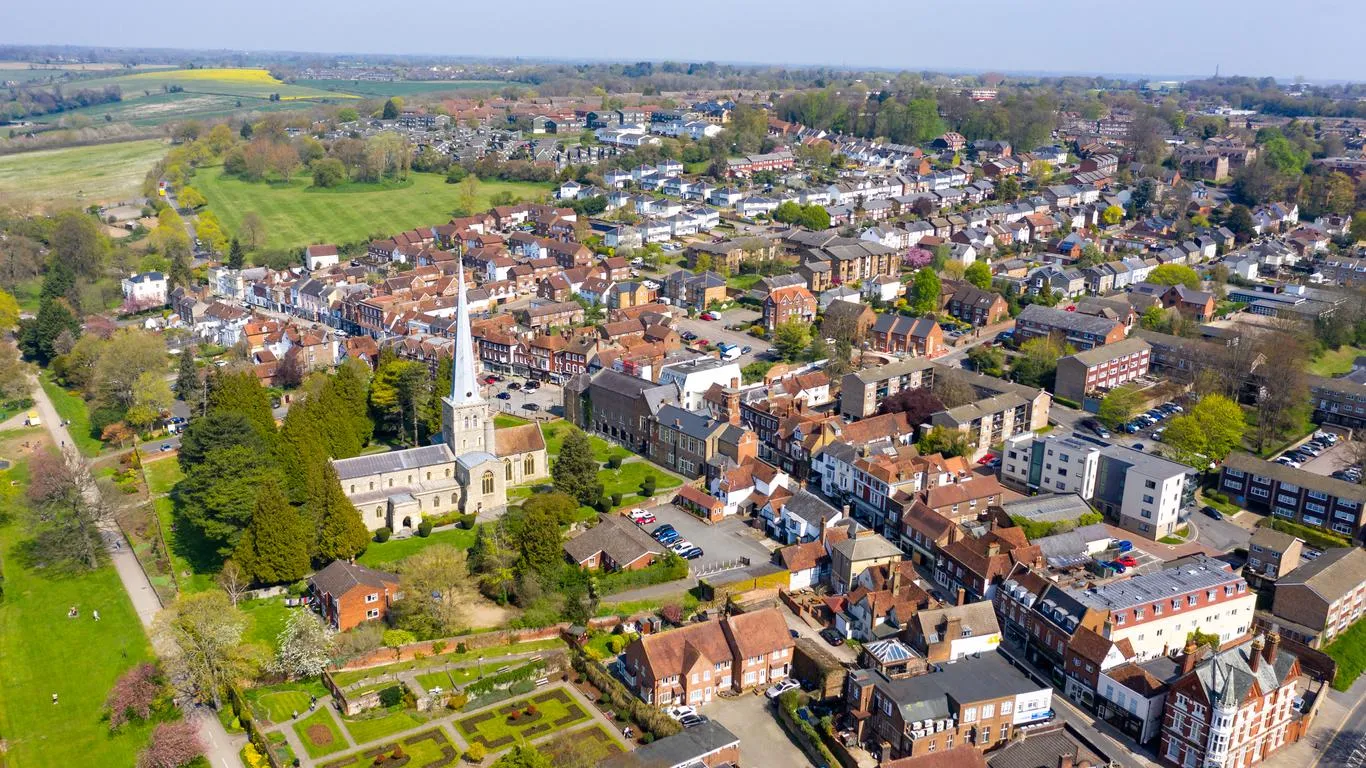 Hemel Hempstead town centre in the HP postcode area served by EZO Plumbing and Heating